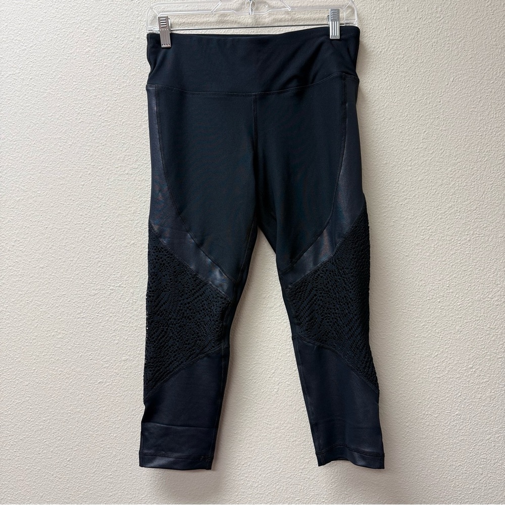 90 Degrees by Reflex Black Cropped Leggings with Lace Detail. Medium